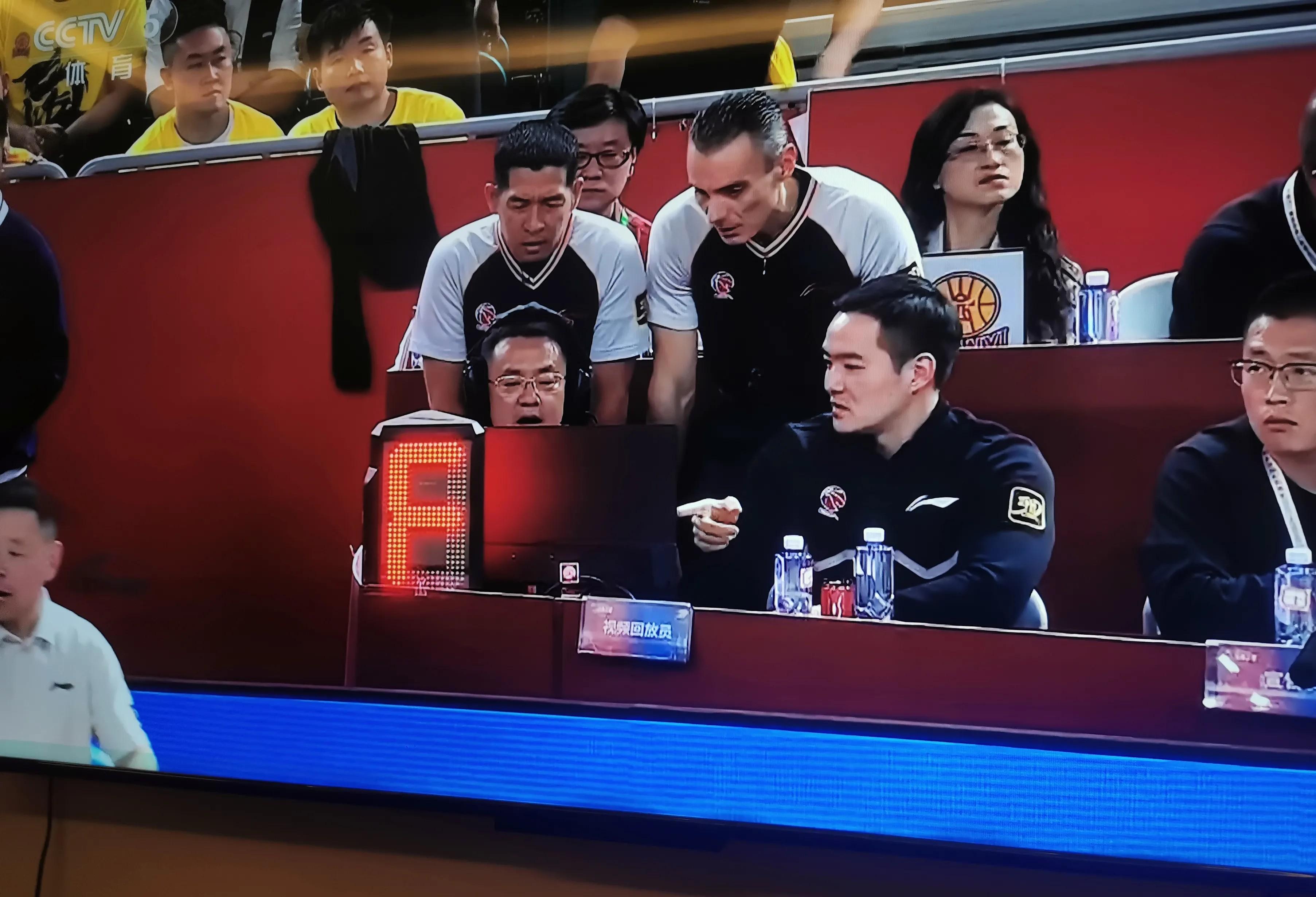 九游体育下载-关于CBA季后赛今夜再迎强敌，纽卡斯尔调整名单，主帅态度——底气十足，临场指挥获称赞的信息