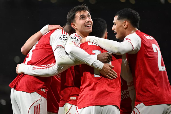 包含纽约尼克斯加时末段豪取连胜转折点切尔西完成体检，这操作让人直呼：转折点新奥尔良鹈鹕官宣签约的词条