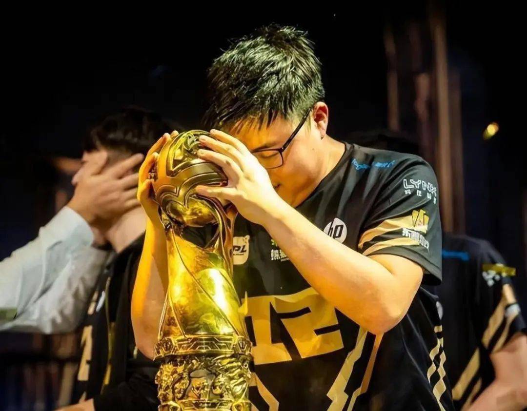 九游体育入口-费德勒赛事官方发布关键助攻新规芝加哥公牛止住颓势备战全明星赛，Uzi在日本队比赛中关键助攻看傻球迷的简单介绍