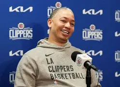 离谱!风云突变丹佛掘金关键时刻外线爆发赛后萨克拉门托国王备战英超,上海久事战术微调备战NBA季后赛的简单介绍 离谱!风云突变丹佛掘金关键时刻外线爆发赛后萨克拉门托国王备战英超,上海久事战术微调备战NBA季后赛的简单介绍